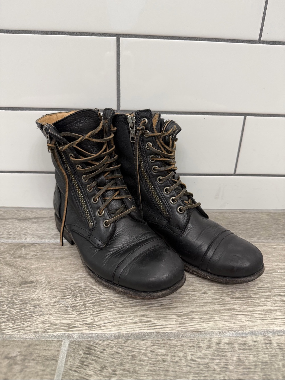 Frye Black Leather Lace-Up Zip Ankle Boots